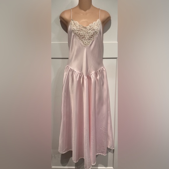 Victoria's Secret Other - VICTORIA'S SECRET Vintage Strappy Drop Waist Satin Lace Pearls Gown size M